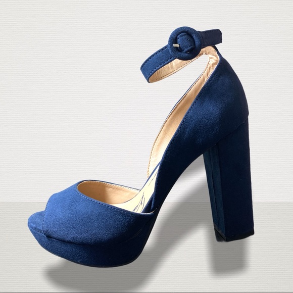 AMERICAN RAG REETA BLOCK-HEEL PLATFORM SANDALS - Picture 1 of 3